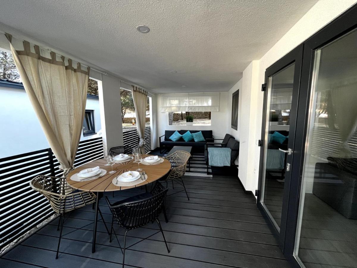 Luxury Mobile Home Pretty Green - Premium - Oaza Mira Resort -50 M From The Beach Drage Esterno foto