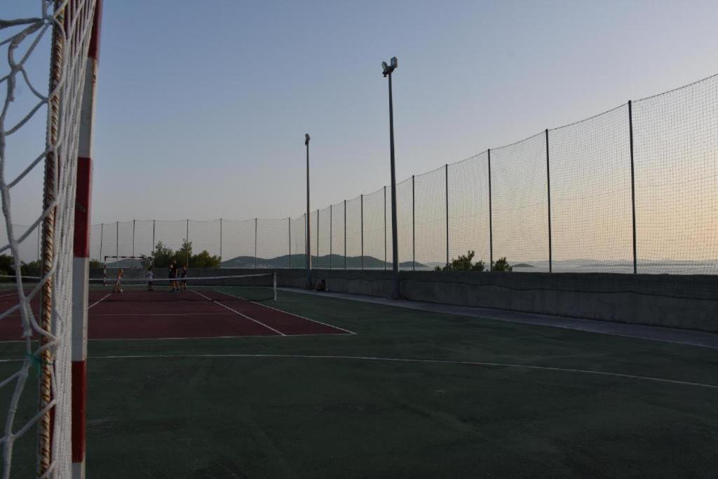 Luxury Mobile Home Pretty Green - Premium - Oaza Mira Resort -50 M From The Beach Drage Esterno foto