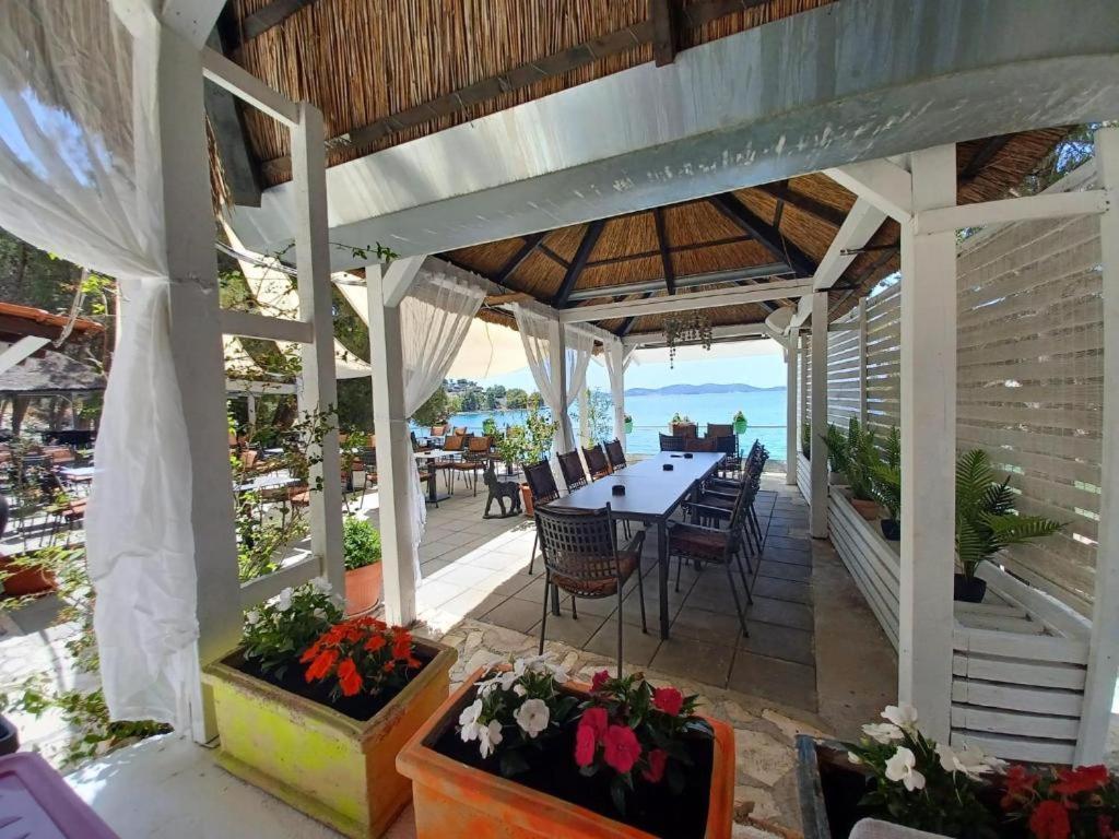 Luxury Mobile Home Pretty Green - Premium - Oaza Mira Resort -50 M From The Beach Drage Esterno foto